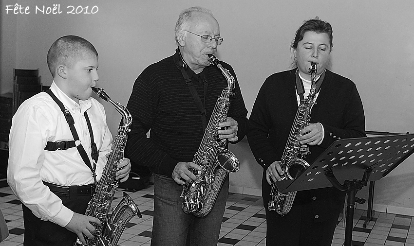 trio saxo.jpg